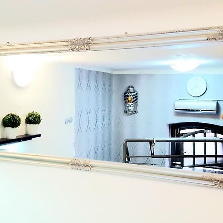 Like Studio City Centrum, Wifi, Terrace Budapest Bagian luar foto