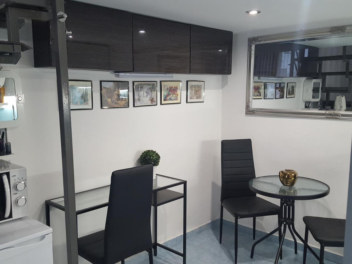 Like Studio City Centrum, Wifi, Terrace Budapest Bagian luar foto